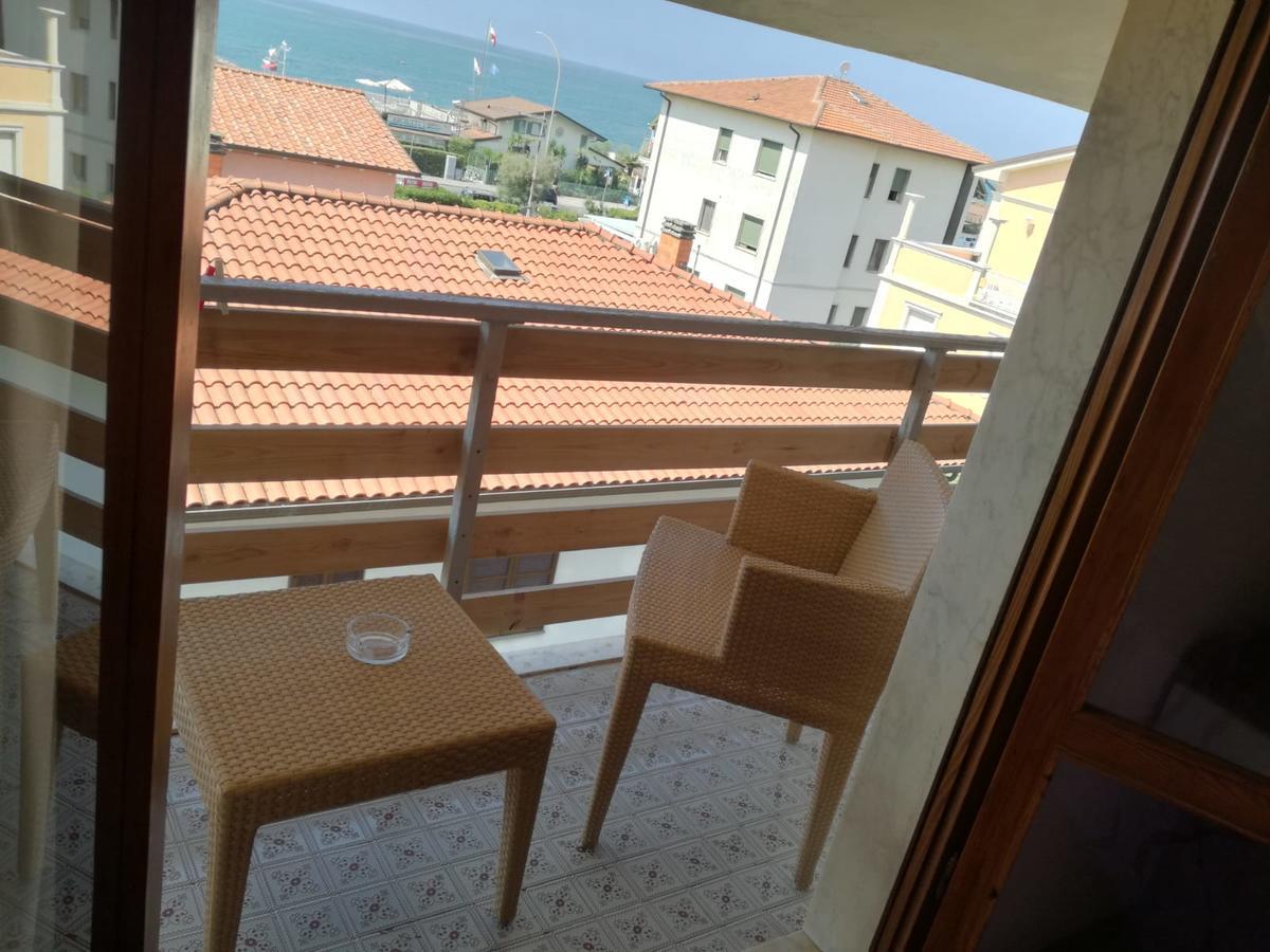 Michela Marina di Massa